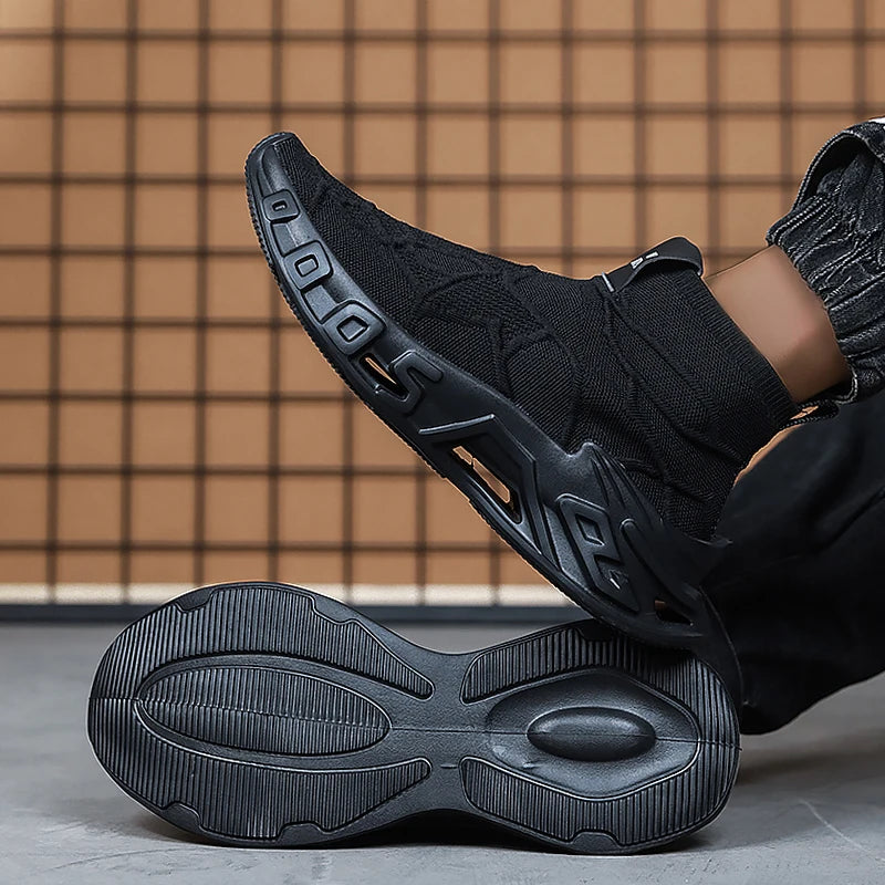 Men's Outdoor Sports Shoes - High-Top Sports Shoes Are Novel and Fashionable
