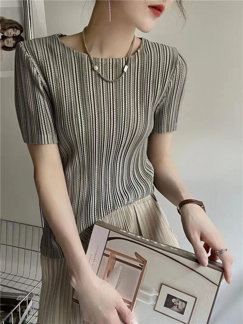 Woman Clothing  Top Women Miyake Pleated Short-sleeved T-shirt
